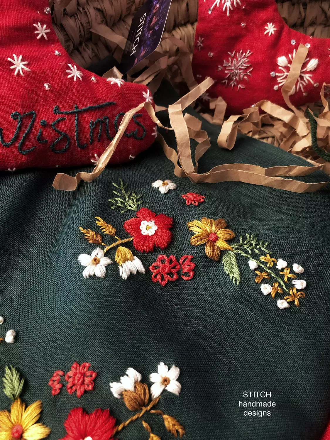 Green Bloom  Shawl  hover image