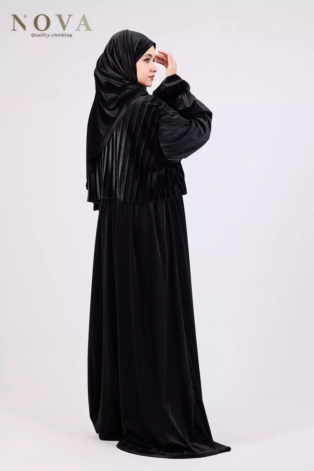 Black Velvet Wave image