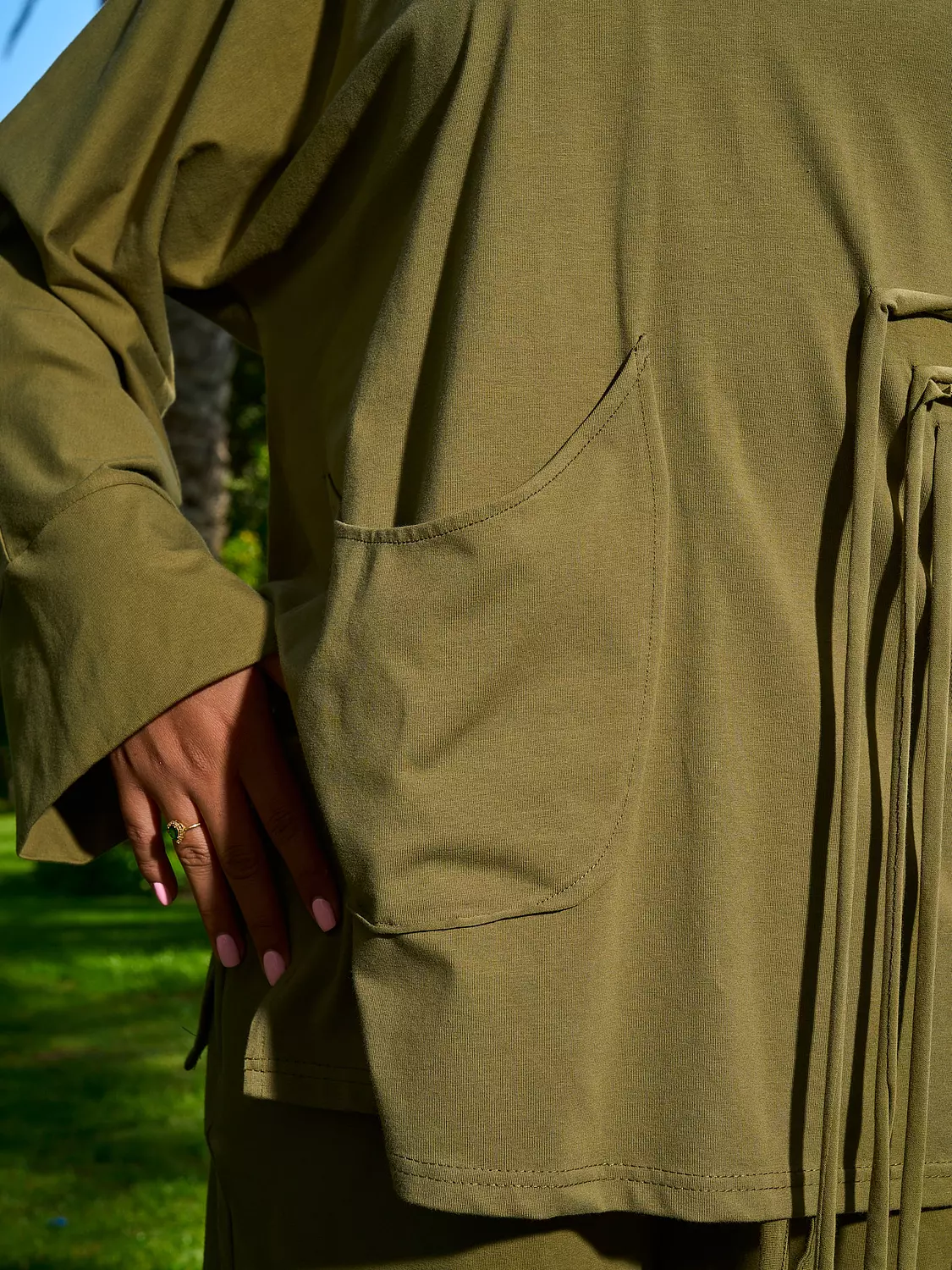 Worood Comfy Set with Pin - Olive 9