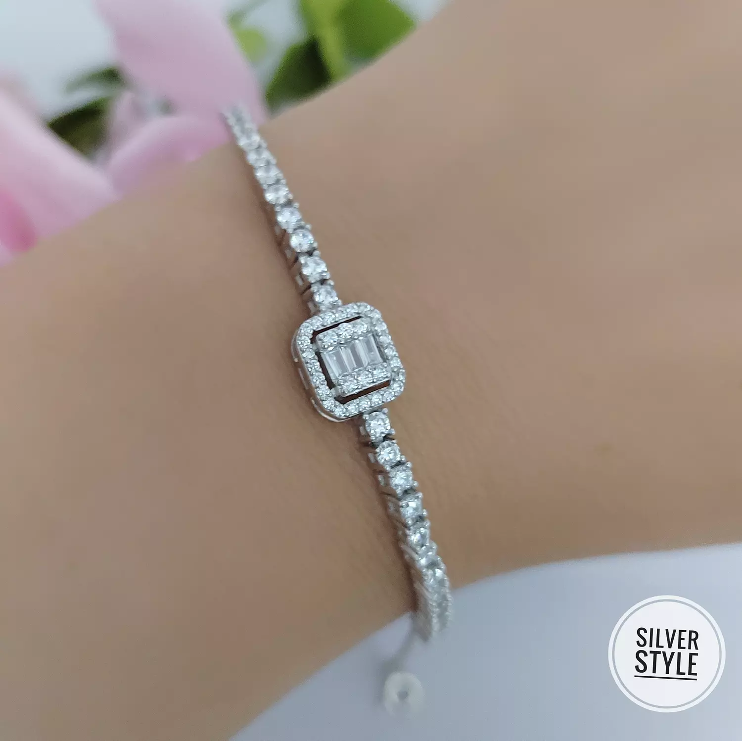 square center bracelet  image