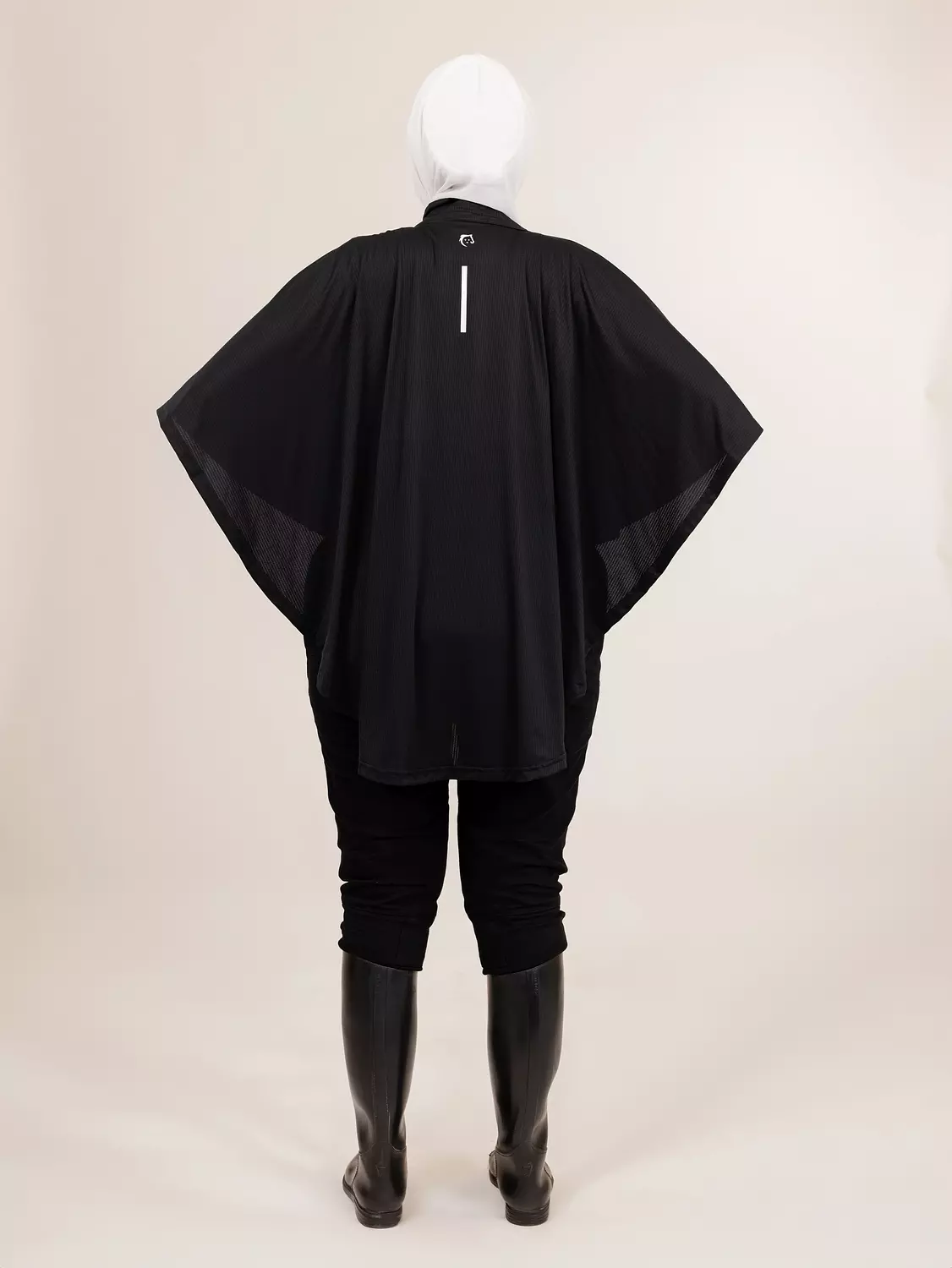 Lady Long Sports Cape 7