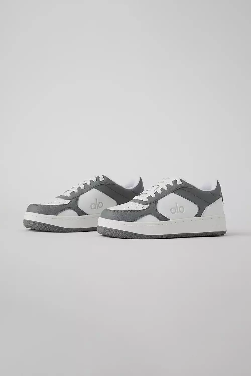 Alo Yoga shoes White/ Grey  1