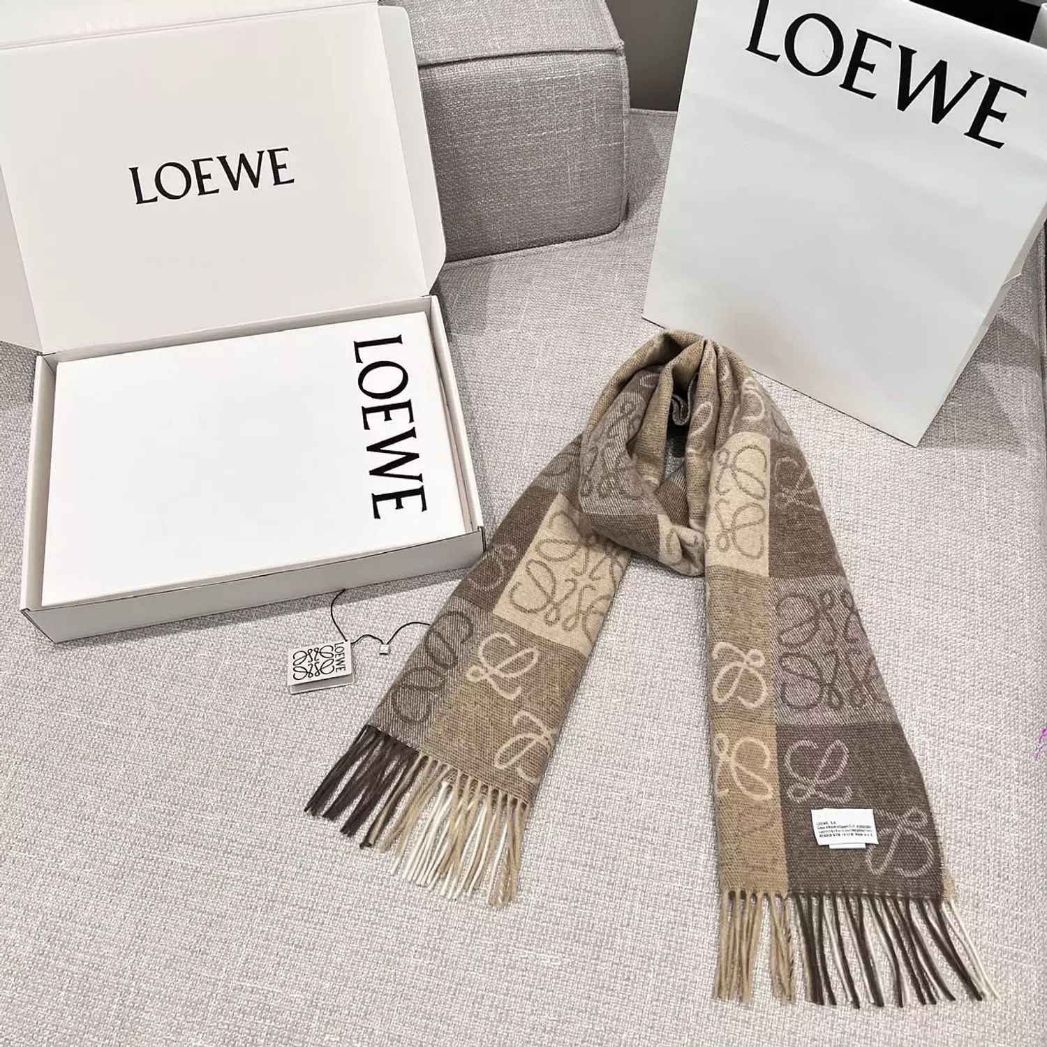 Loewe scarf image