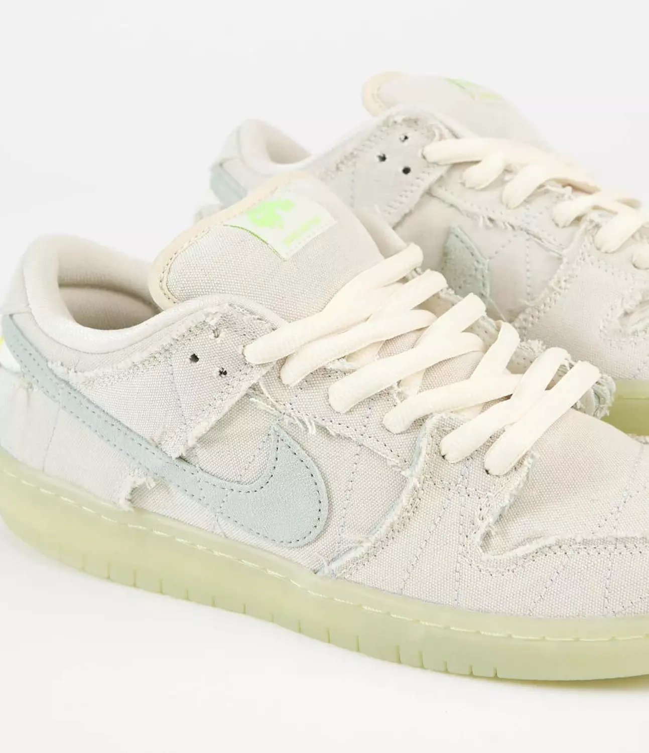 Nike SB Dunk Low Mummy 4