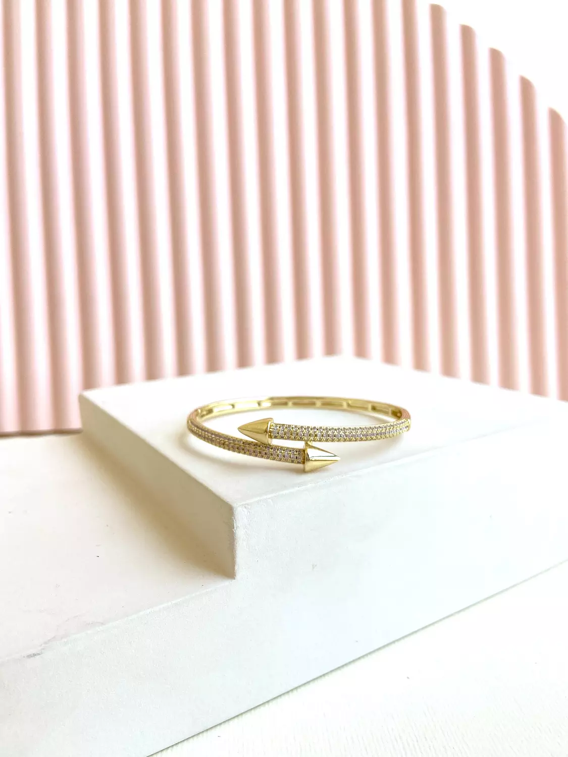 Arrow bangle 1