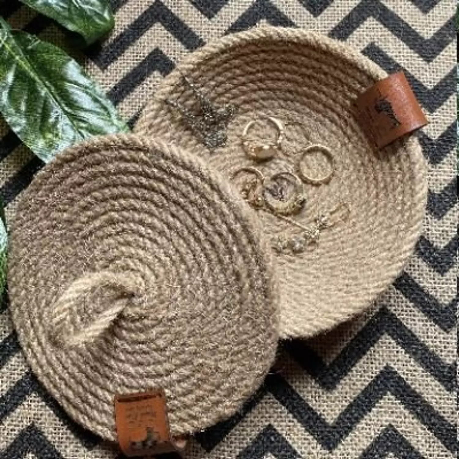Jute Rope Organizer with Lid image