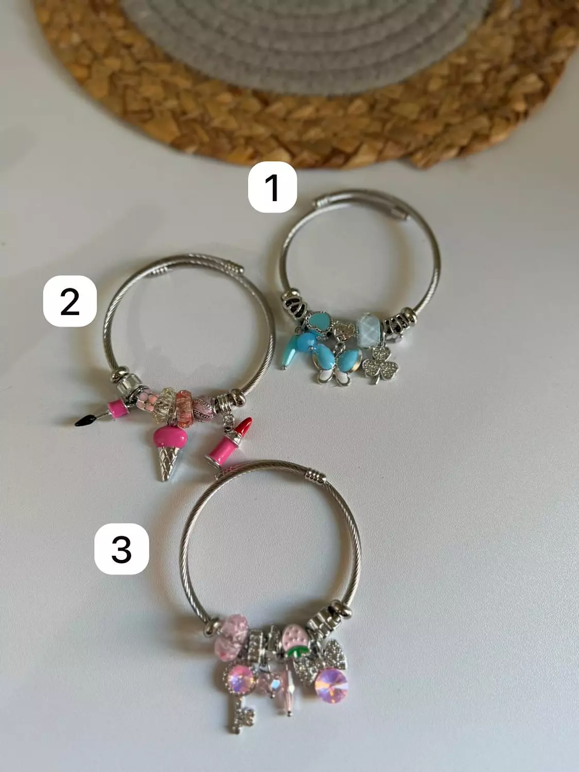 Pandora sharmes bareclet  image