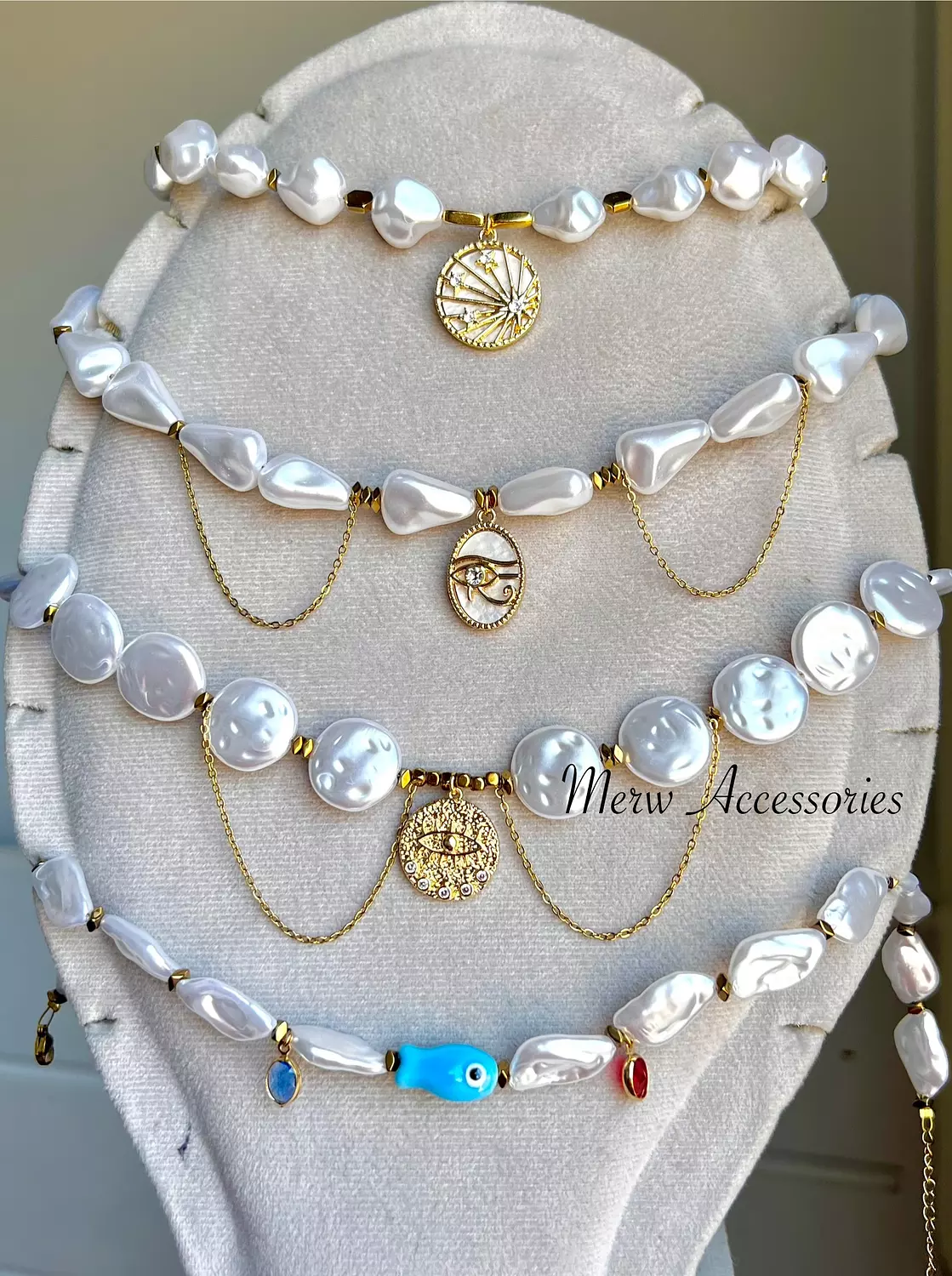 Pearl chockers co.2 image