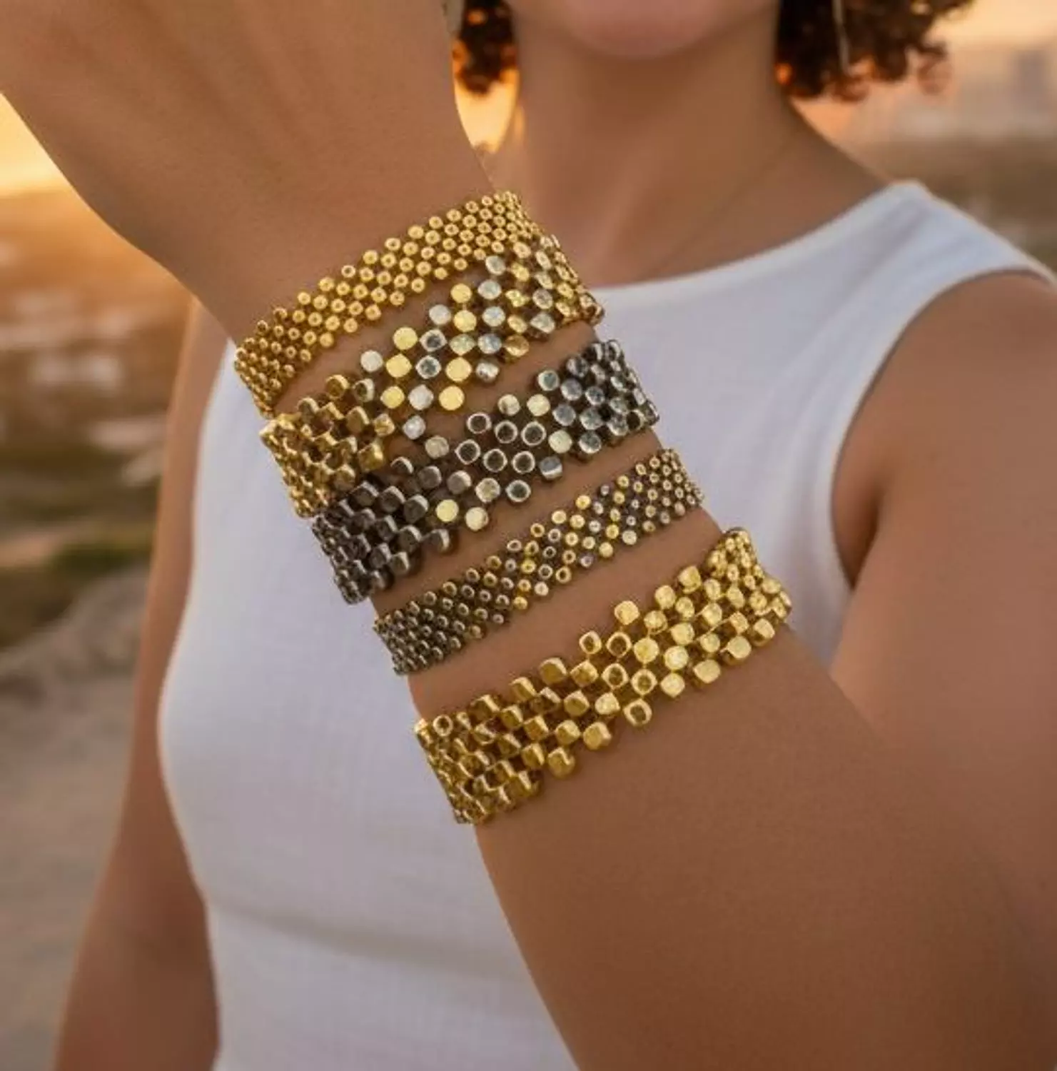 Hematite shine bracelet image