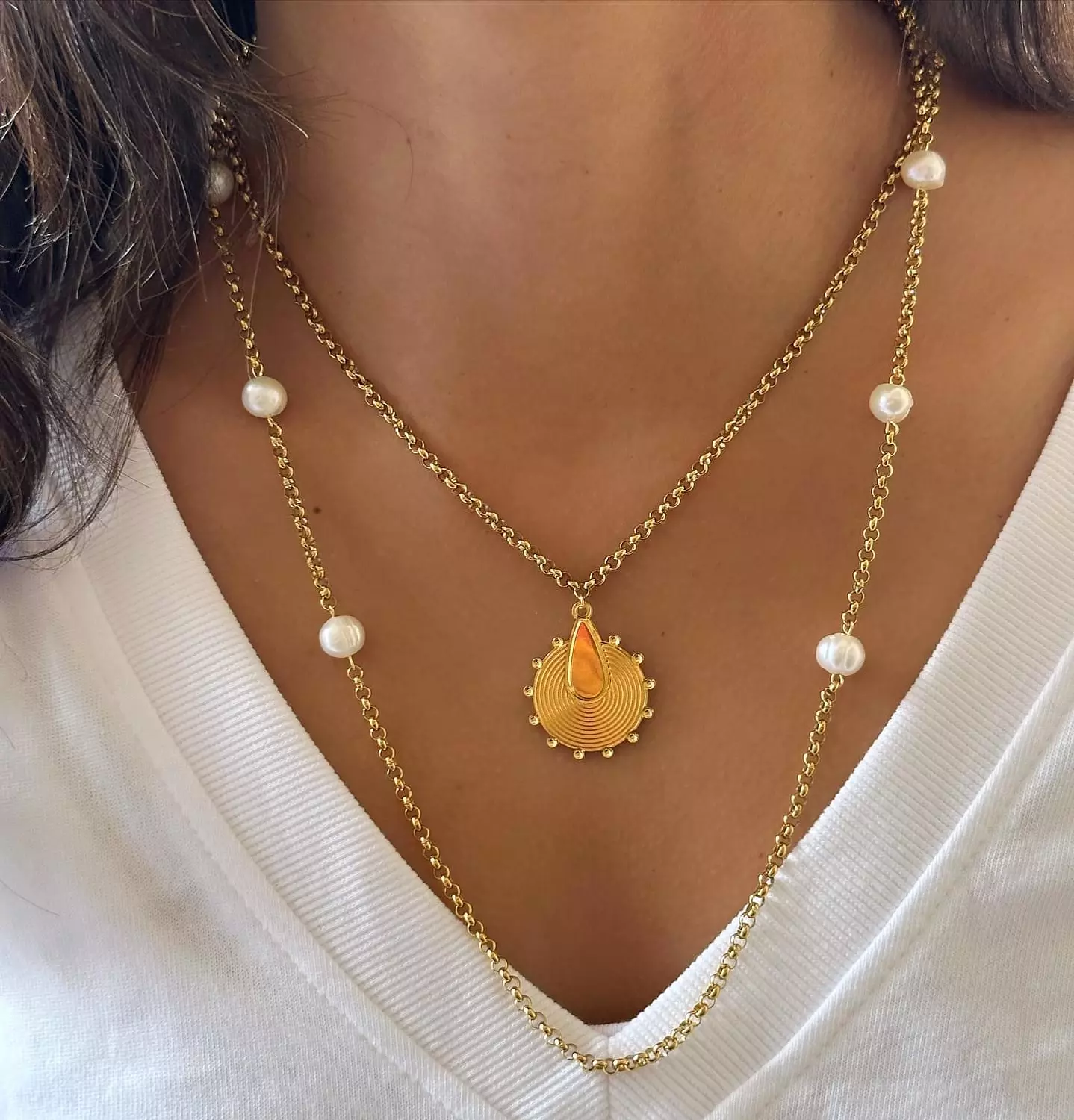 Sun Burst Pearly Necklace 2