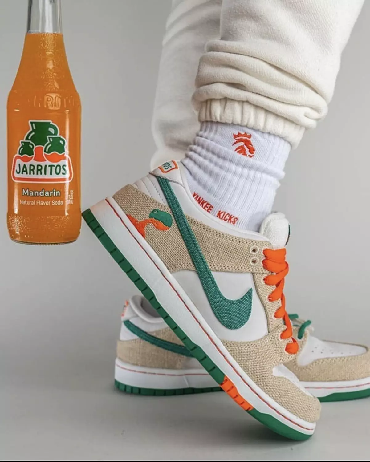 SB Dunk Jarritos 3