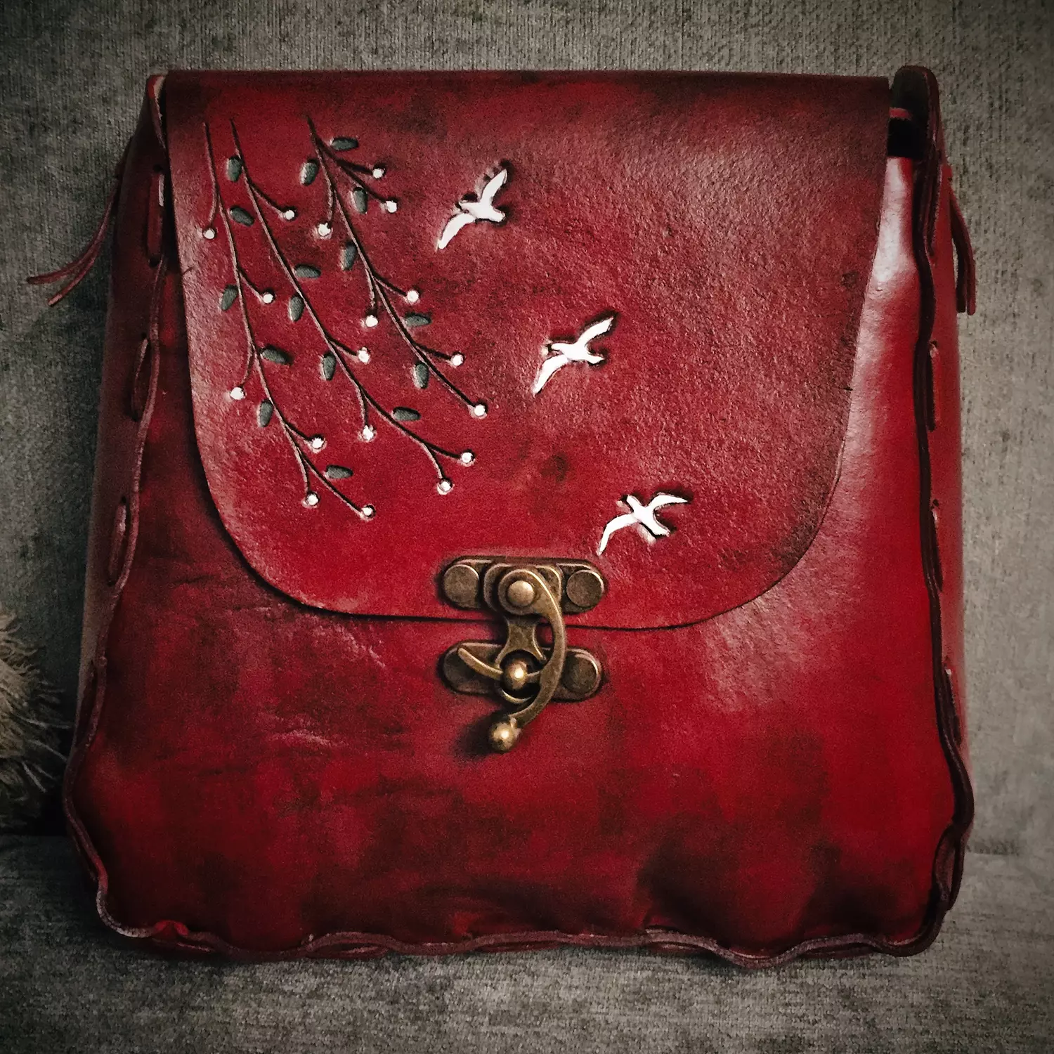 Birds & branches tooled leather bag 5