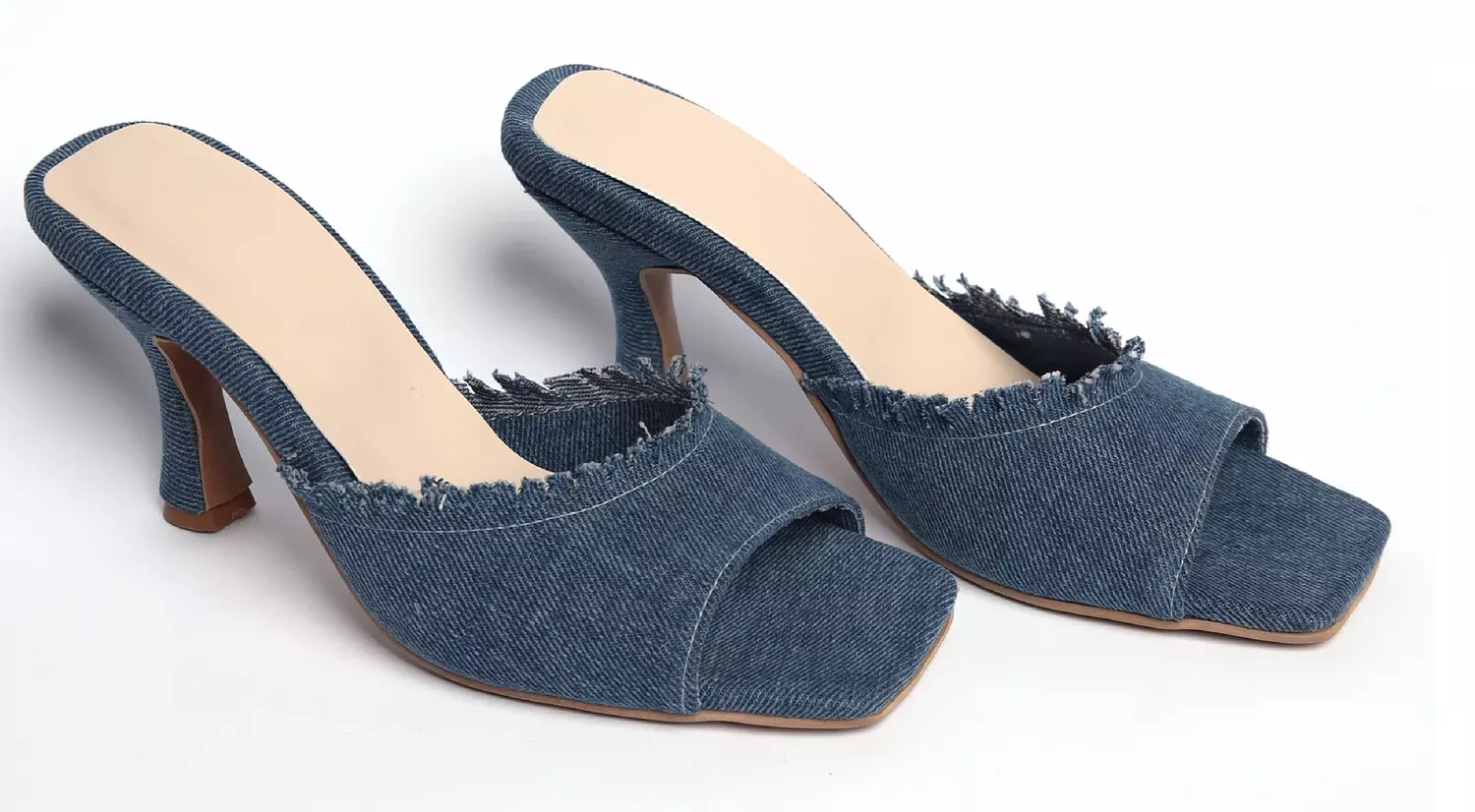 Dark Lavinia Heels 3