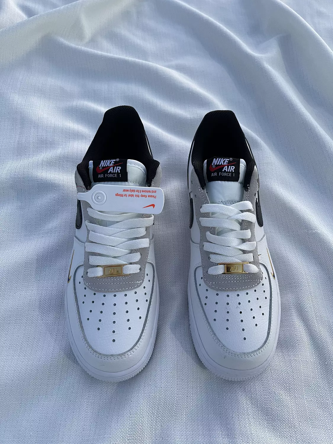 Nike Air Force 1 07 LV8  Ken Griffey Jr. 5