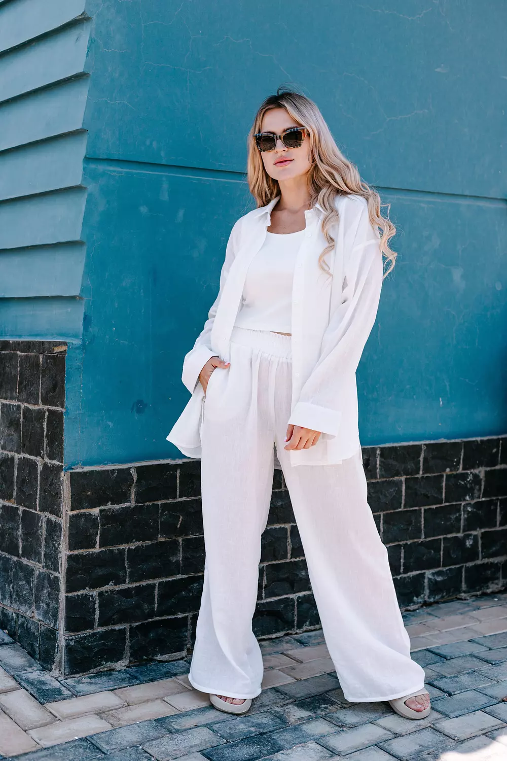 2-piece set  Pants, jacket, - White image