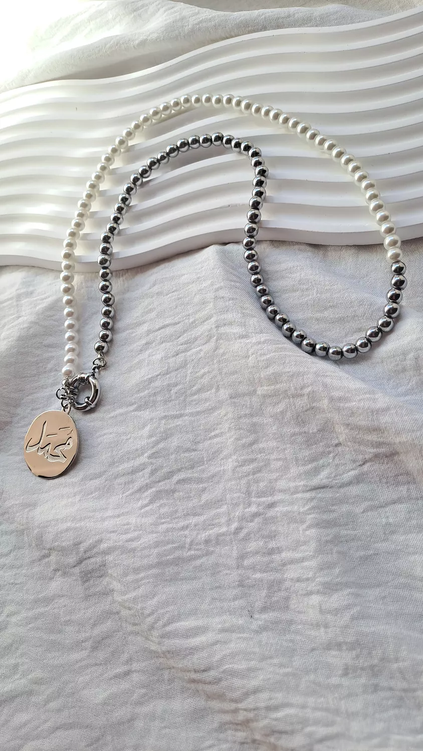 silver pearl necklace image