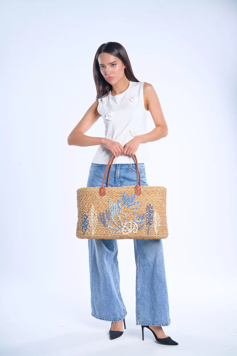 embroiderd hand made bag image