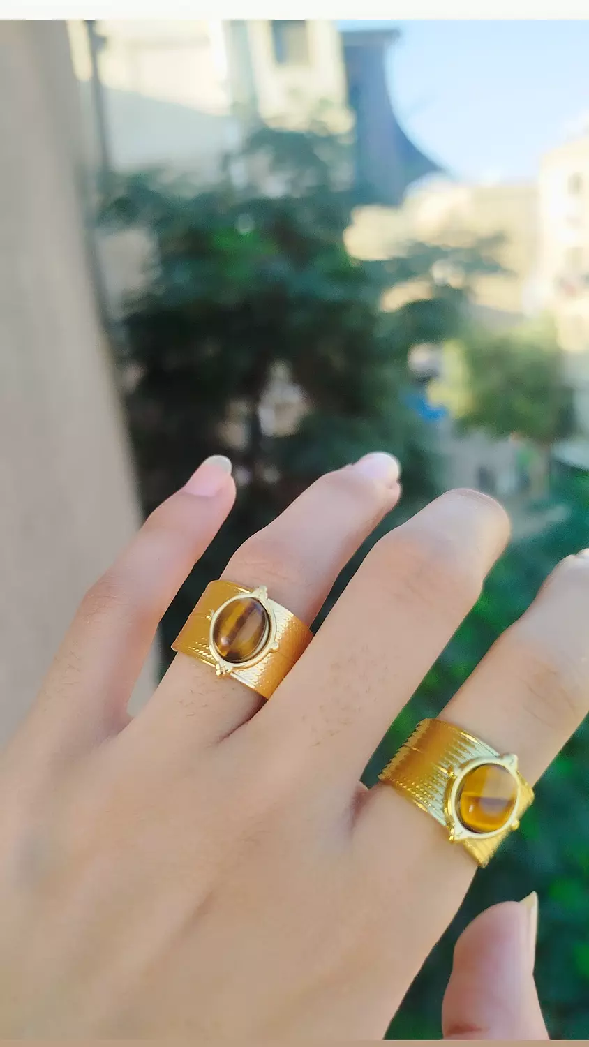 Cat eye ring image