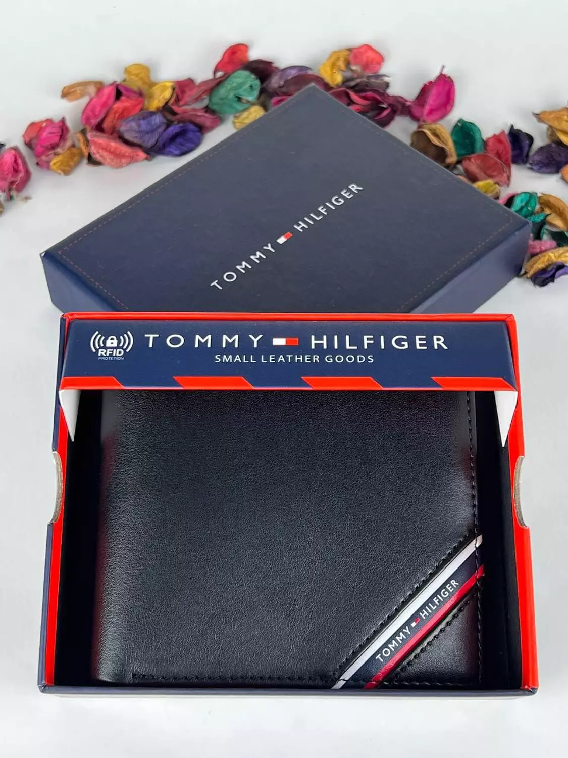 Tommy Hilfiger Wallet image