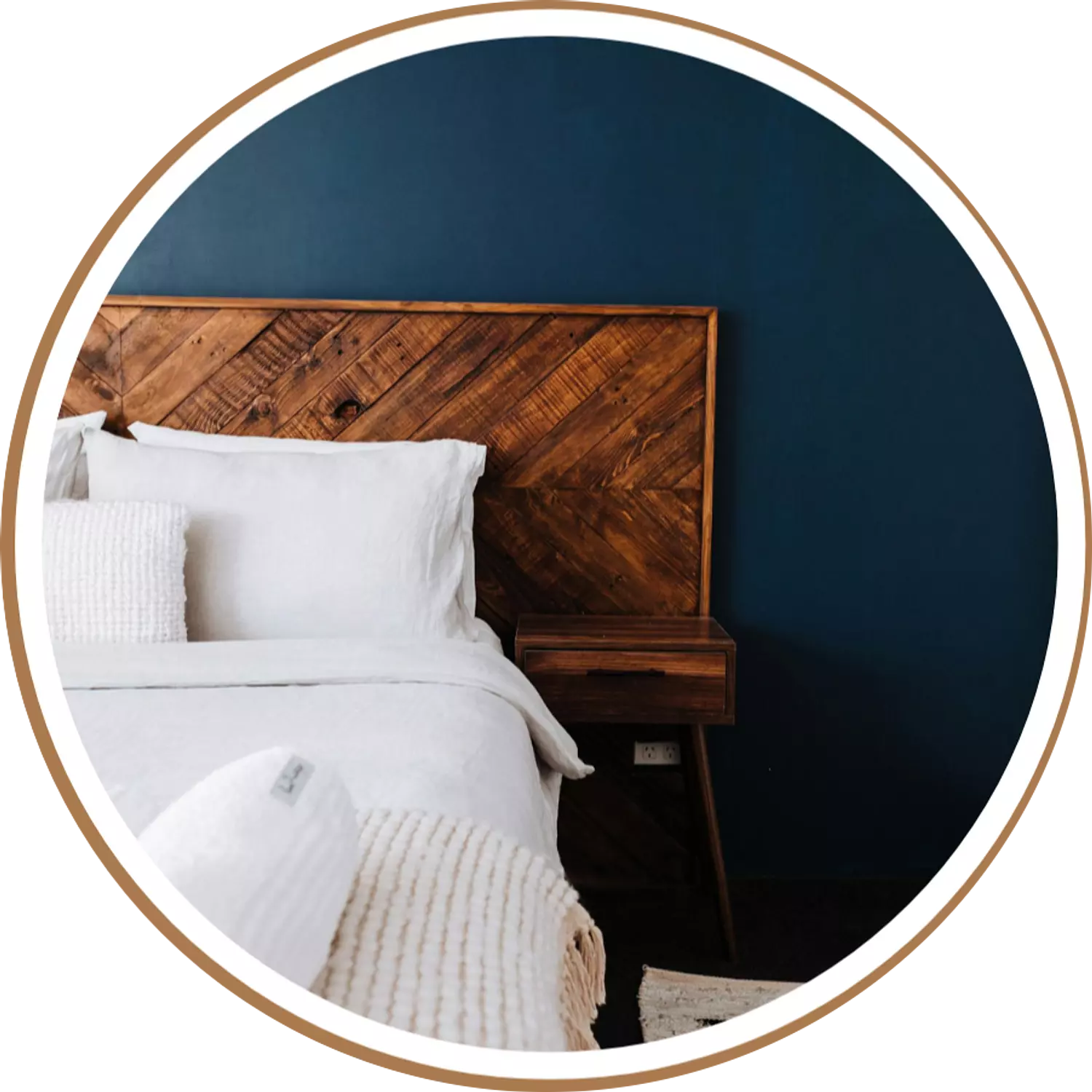 <h3><strong><span style="color: #ac7e52"><br>Bed Products</span></strong></h3>