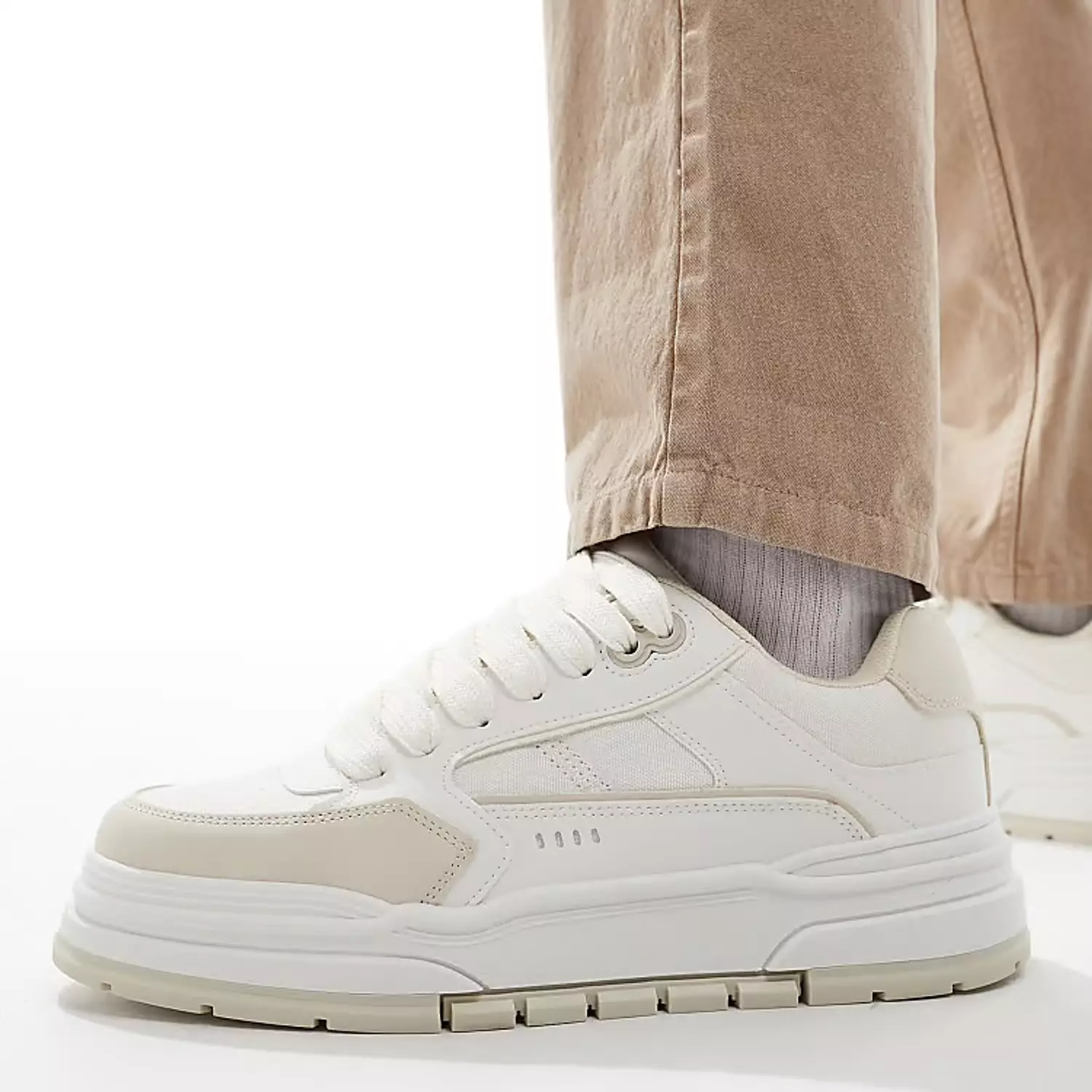 Bershka tonal sneaker in white image