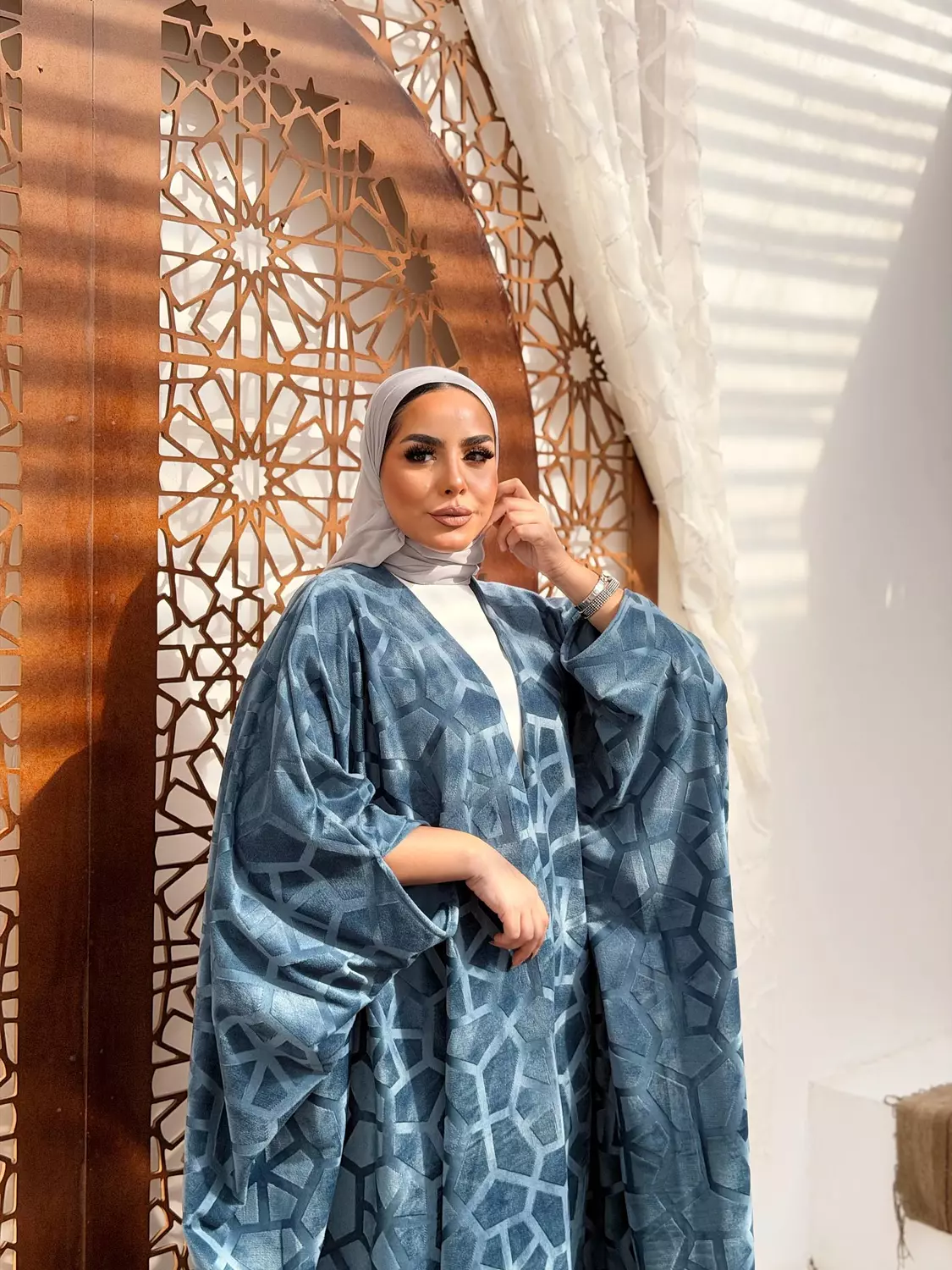 Layal Al-Bahr (Midnight Teal) 7