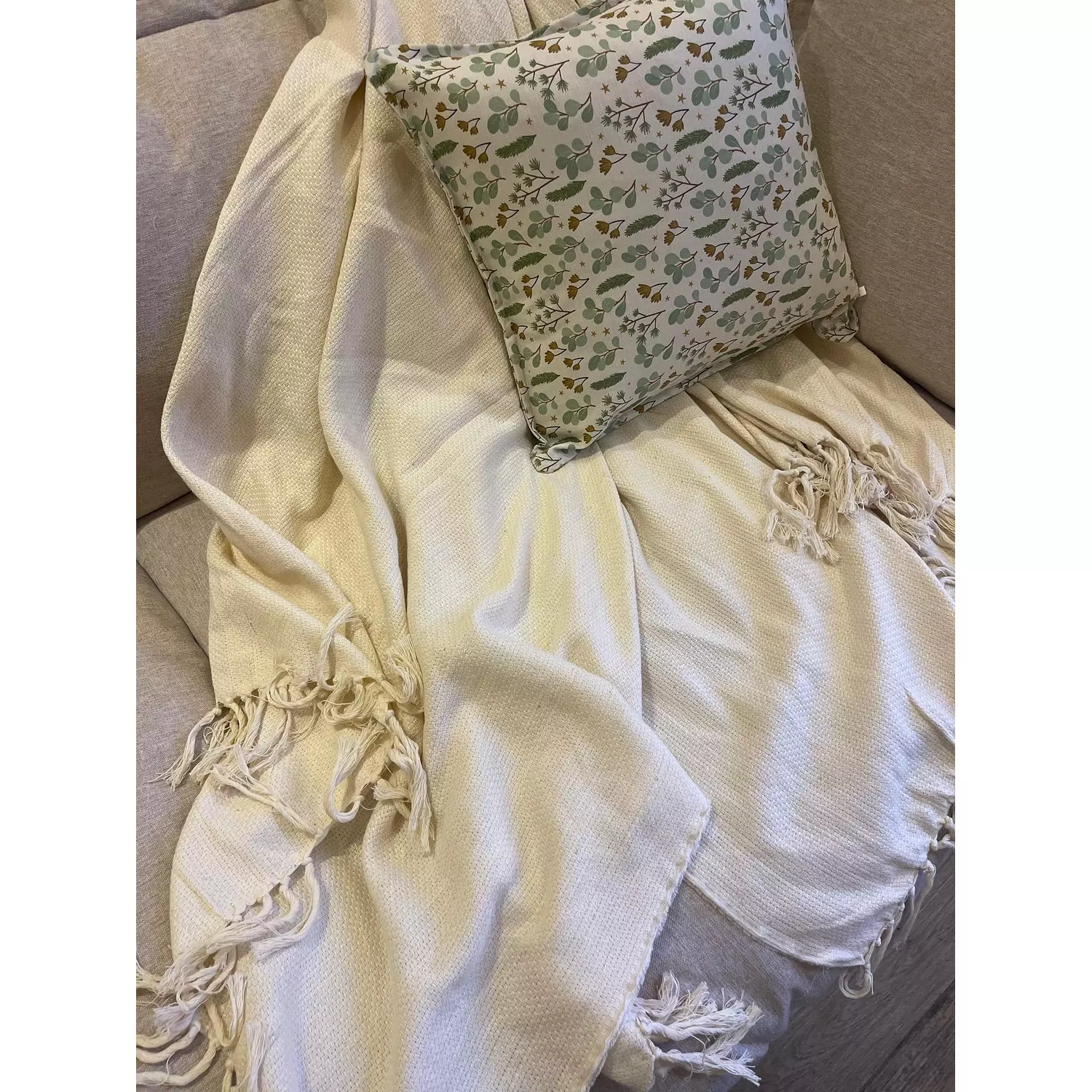 Off white linen and cotton throw 2