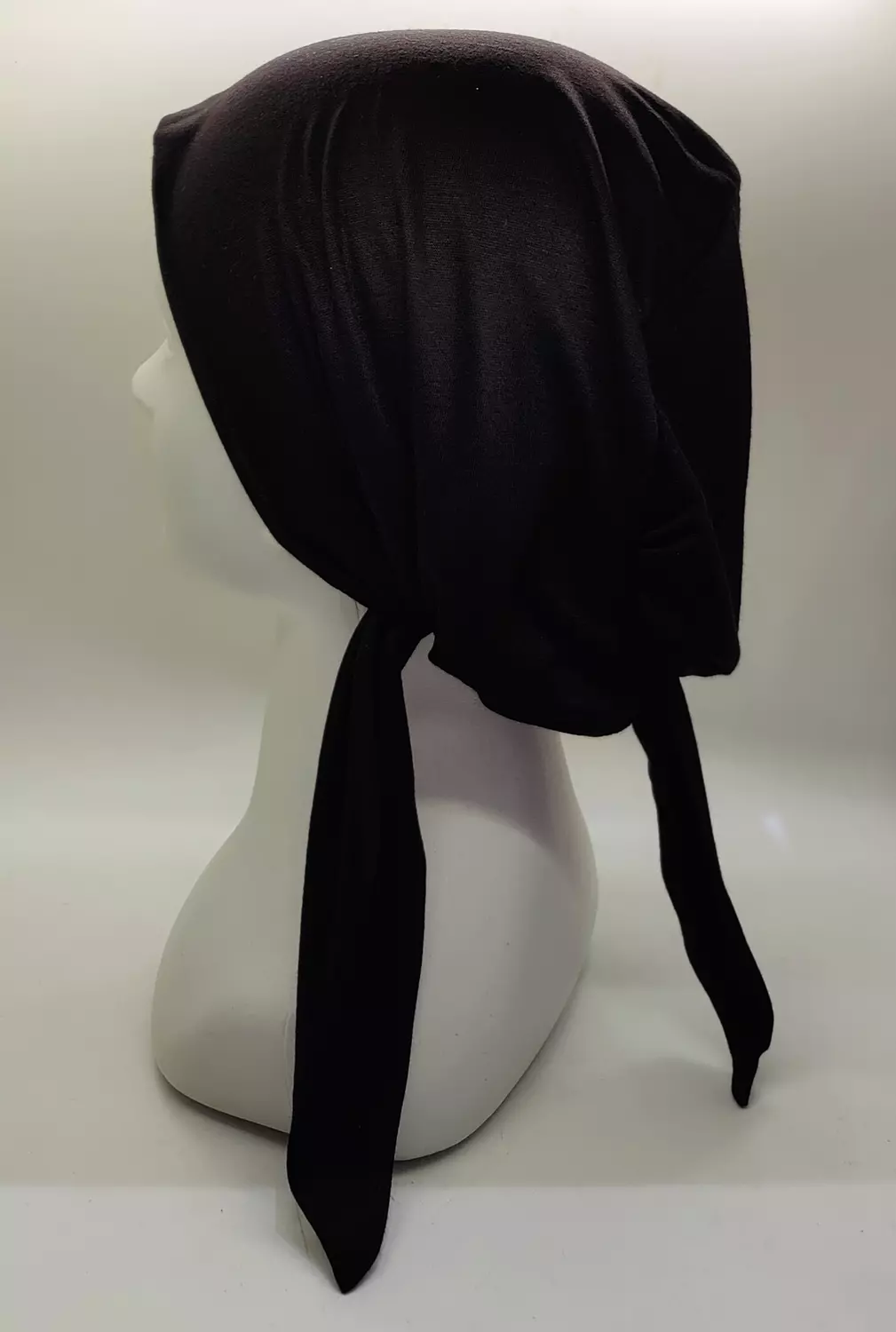 Underscarf-B-Black image