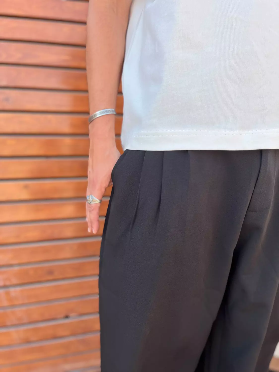 Classic Wide-Leg pants - Black hover image