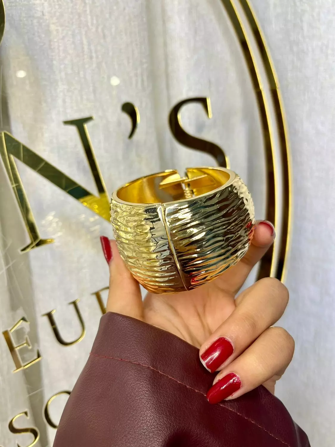 Bangles gold plated 7 hover image