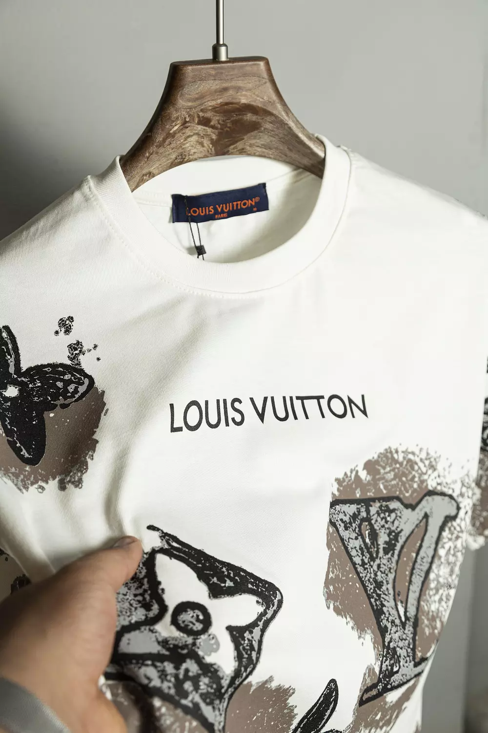 LOUIS VUITTON TSHIRT \  2279 3