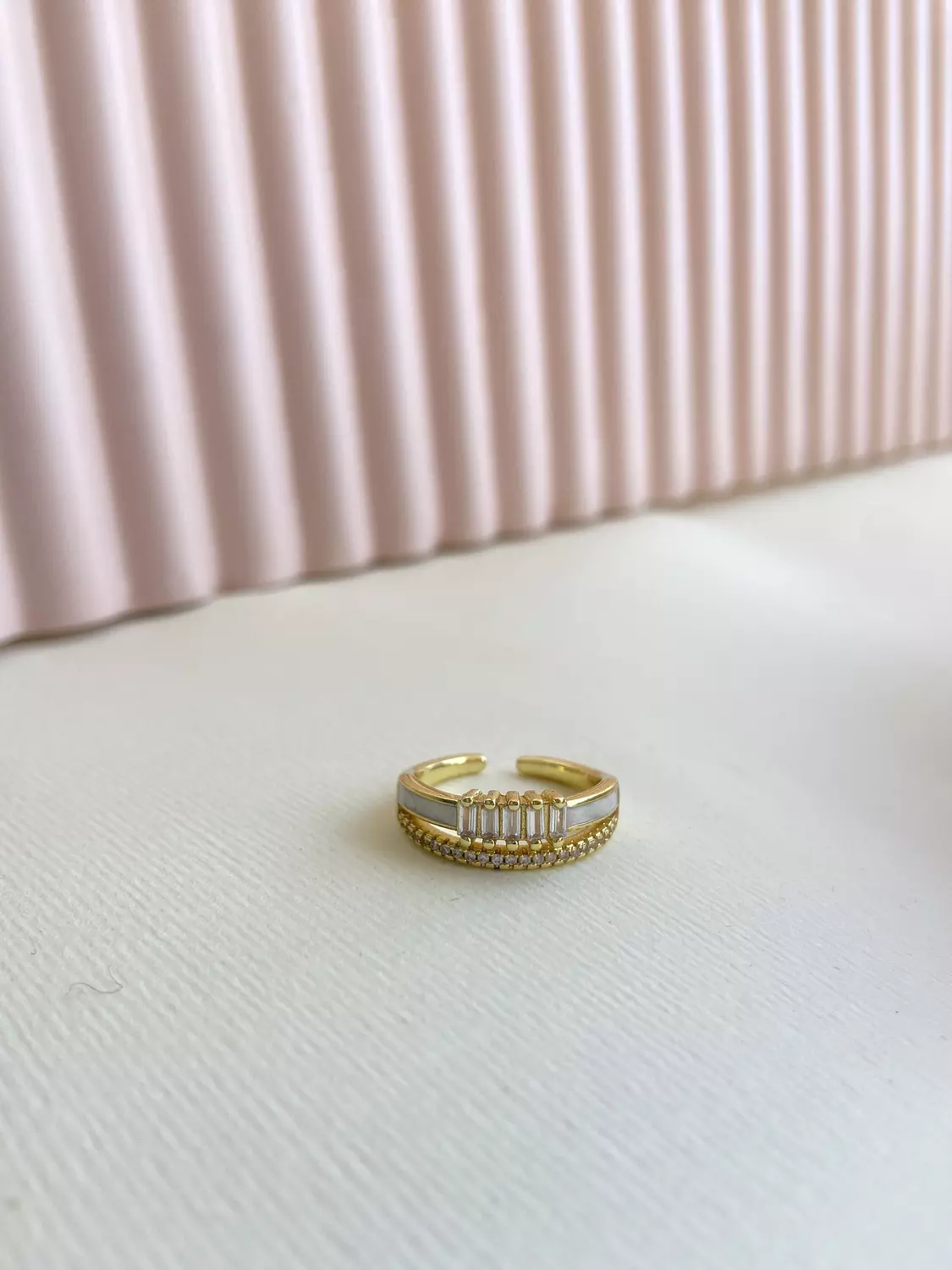 White x Gold ring 1