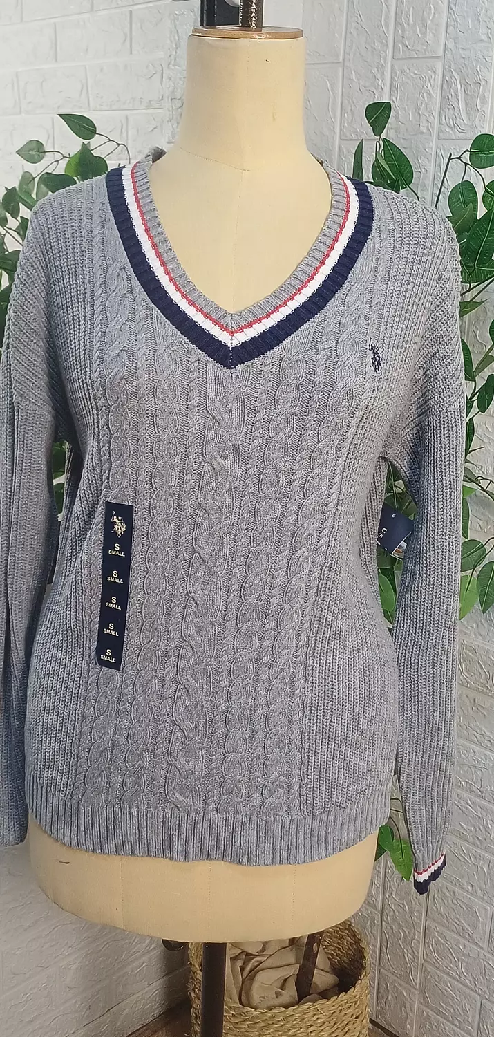 ​U.S. Polo Assn. Women's Sweater pullover  grey image