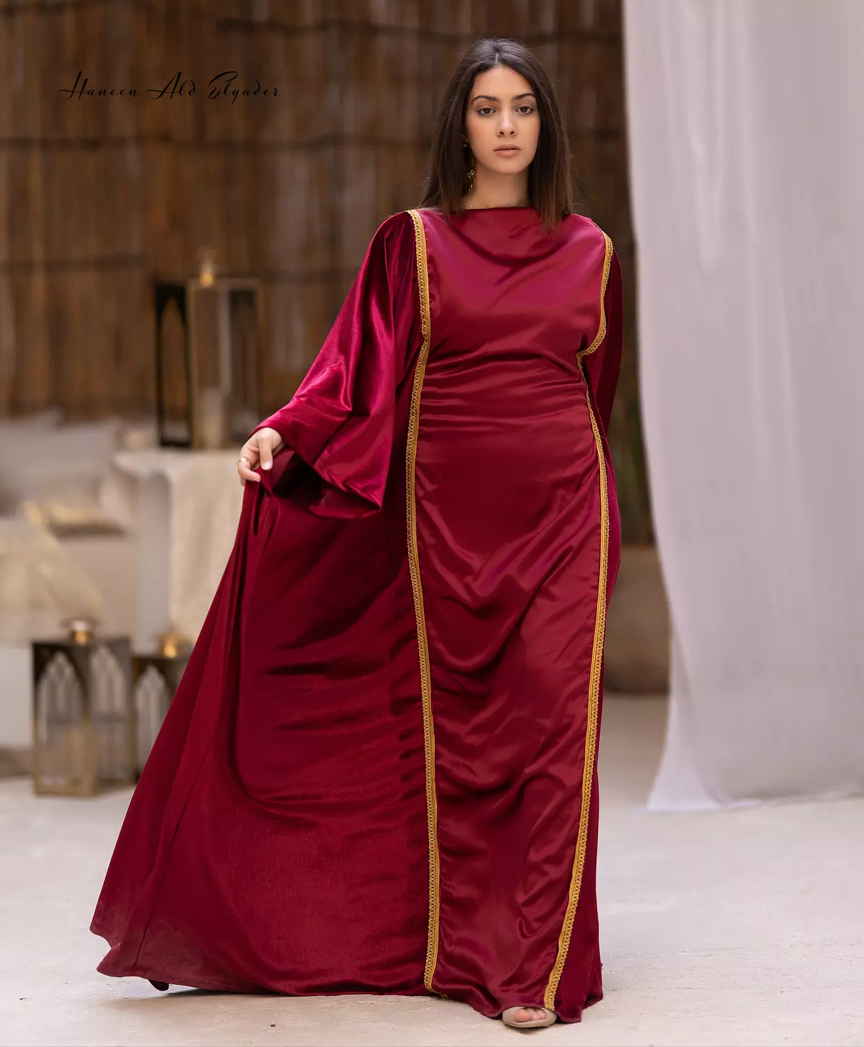 Bergandy velvet Abaya  1