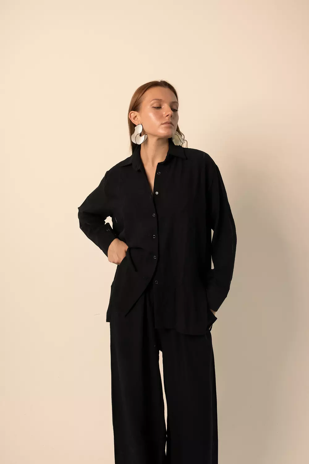 Oversized Shirt with side buttons - Black 2