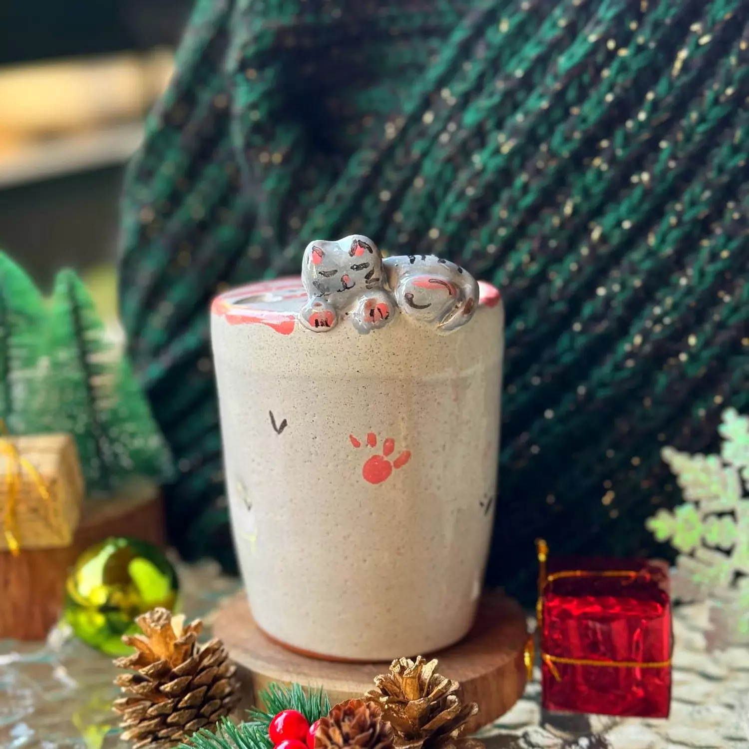 Grey Kitty tumbler 2