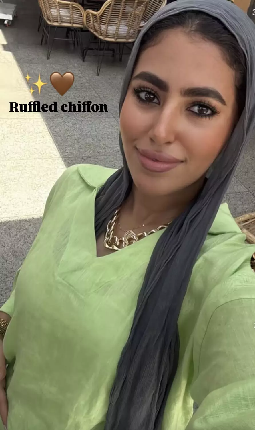 Ruffeld Chiffon 22
