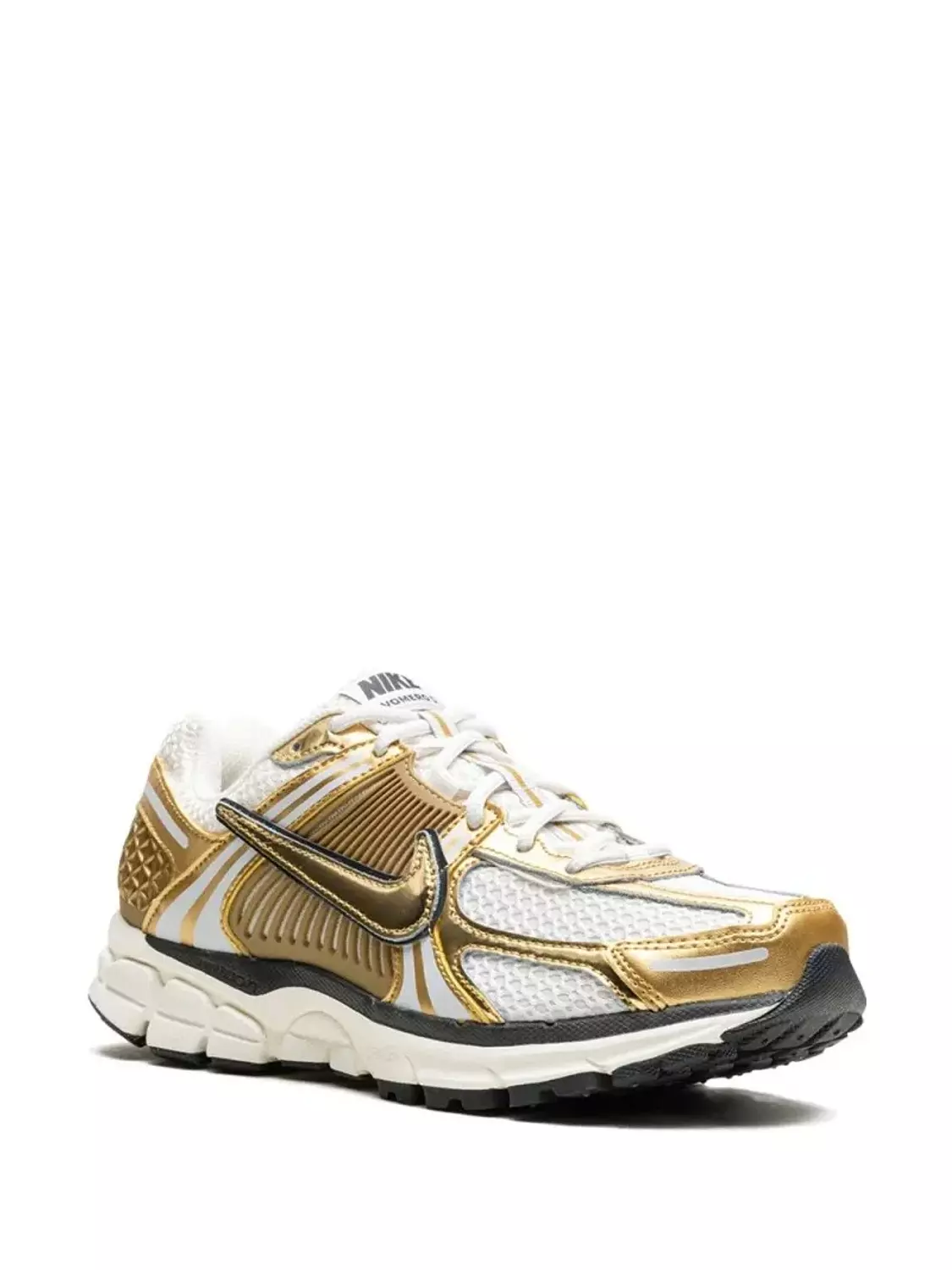 Nike Zoom Vomero 5 ‘Metallic Gold’ 1