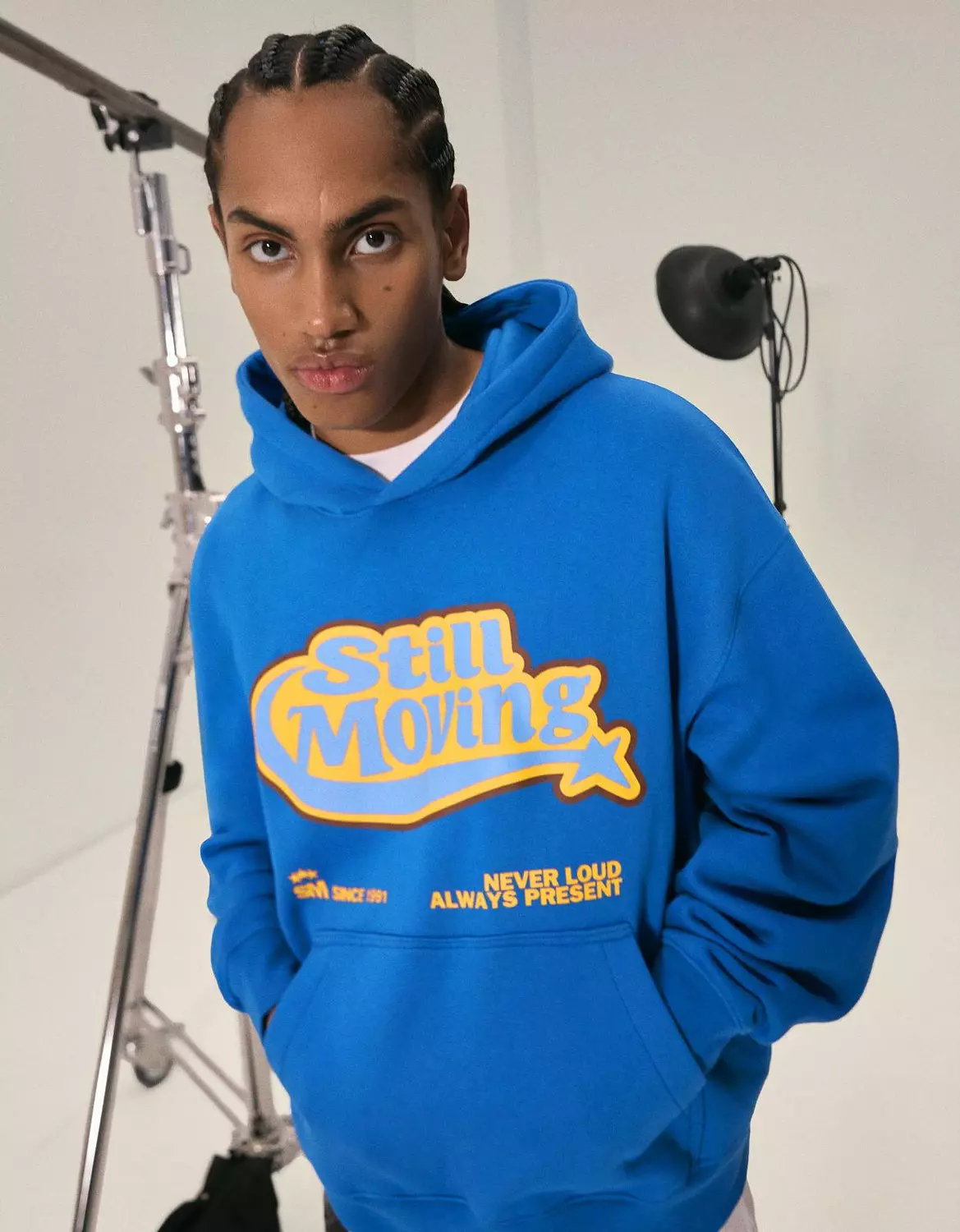 BERSHKA STILL MOVING HOODIE  3