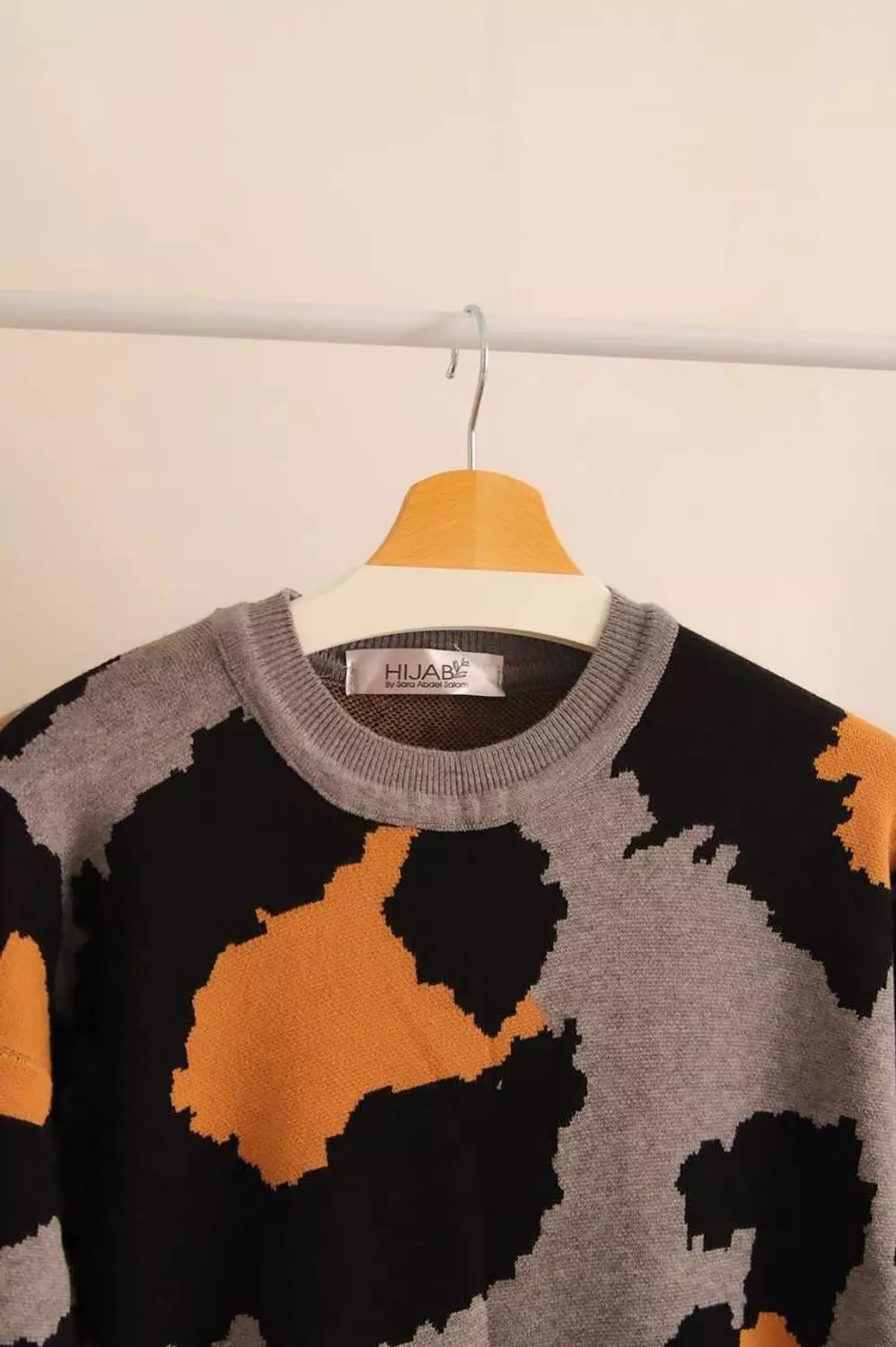 Tiger Printed Knitted Dress - Gray and Camel  7