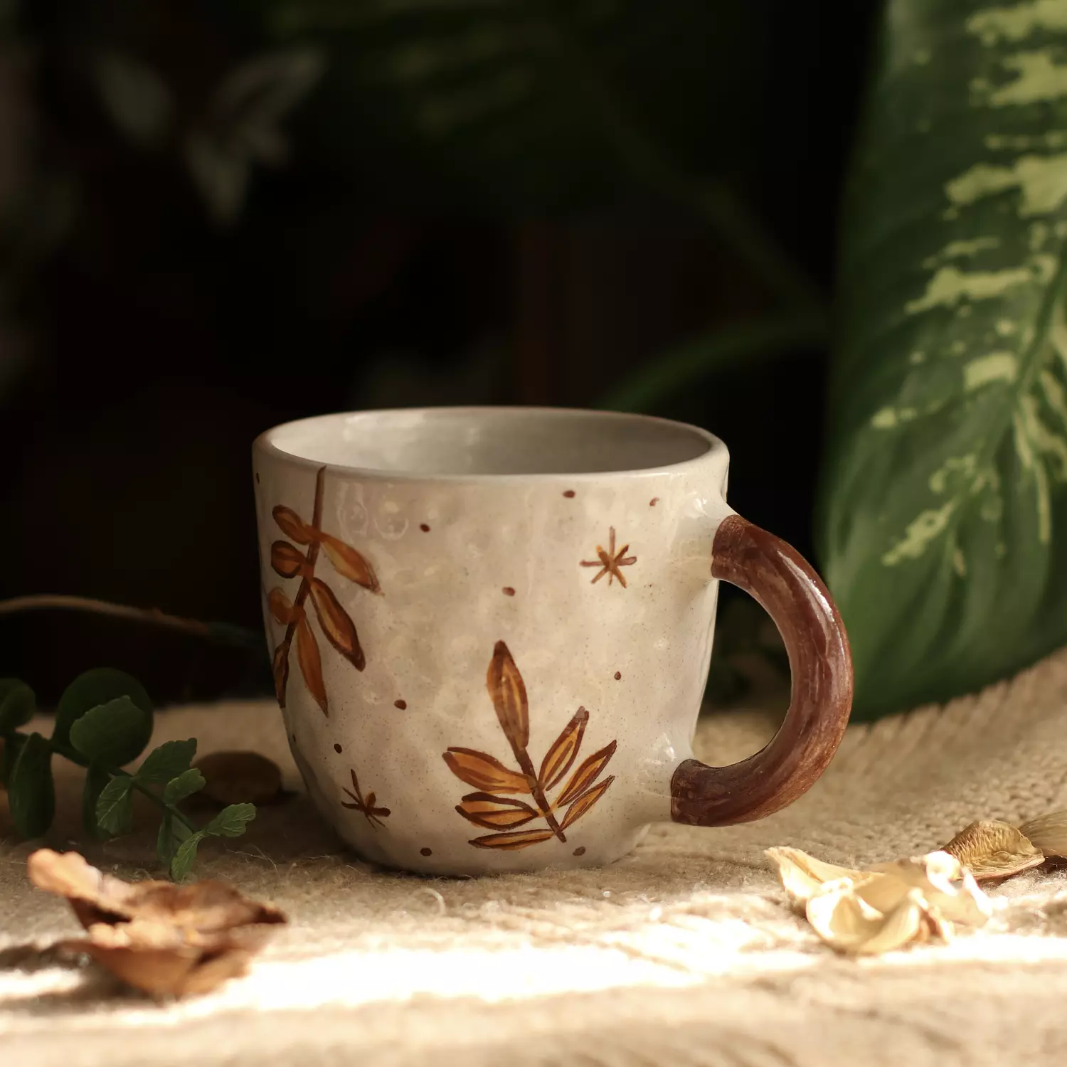 <p style="text-align: center"><span style="color: #ffffffff"><strong>Golden Fall</strong></span></p>