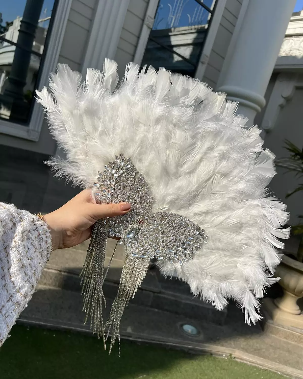 Luxury Crystal Hand fan 1 1