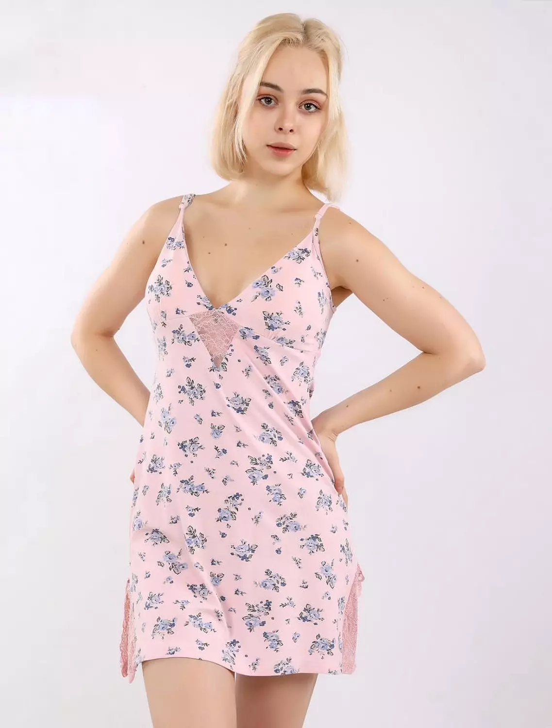 V715 Blossoms night dress 2