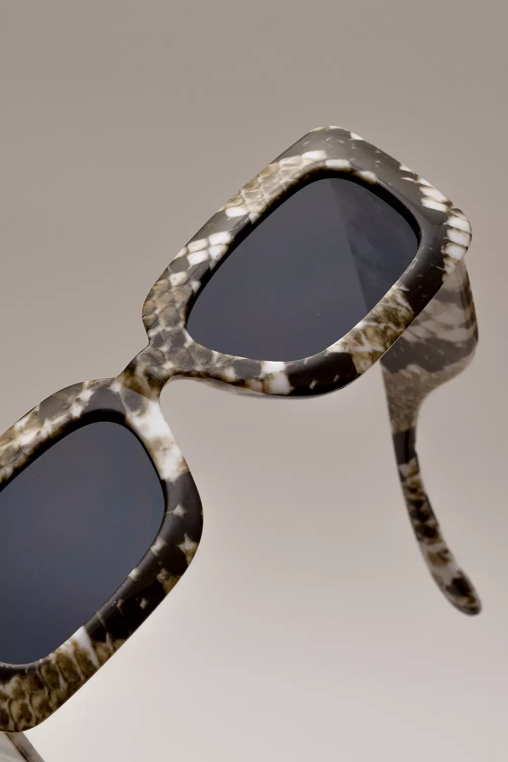 trendy sunglasses image