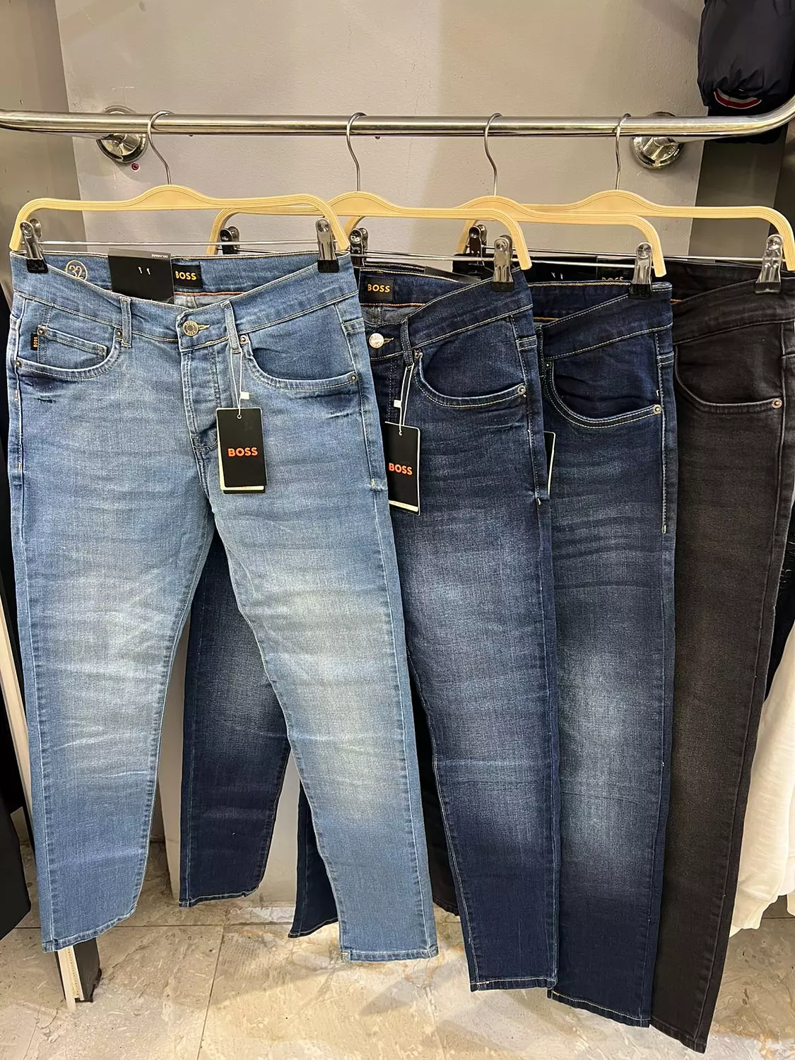 HUGO BOSS SLIM FIT PANT \ 1867 2