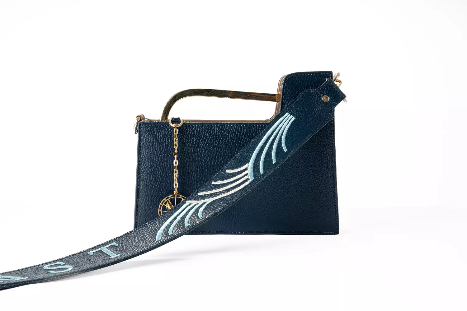 MAAT bag 4