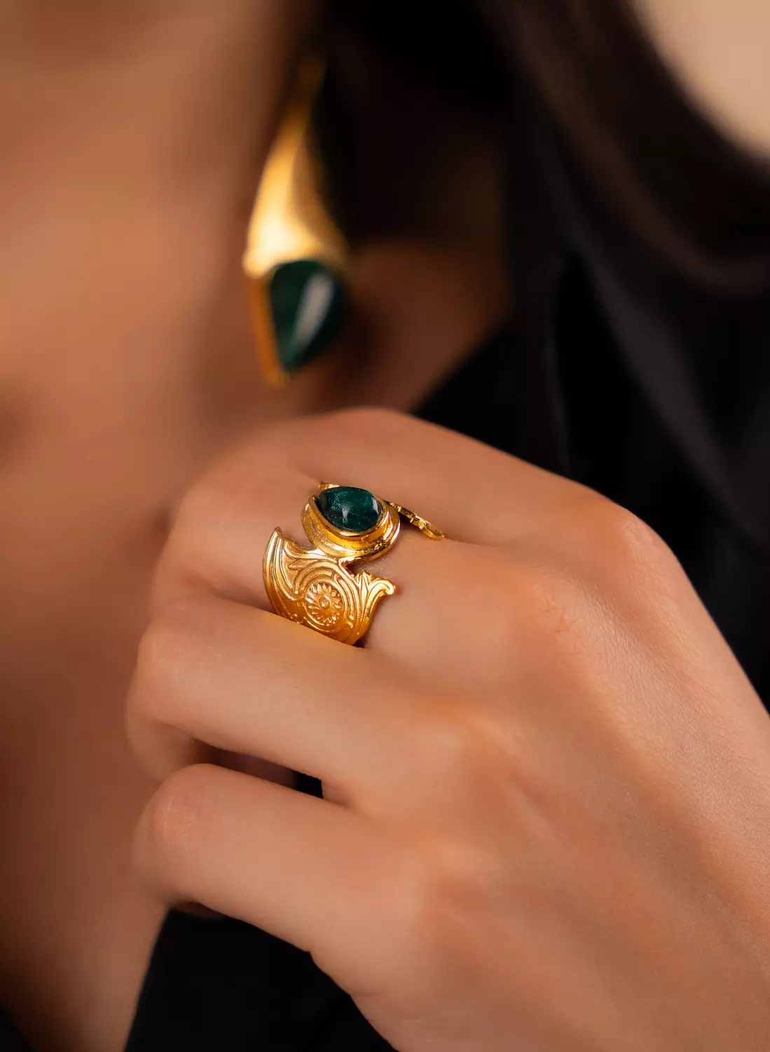 Emerald Dunes Ring image