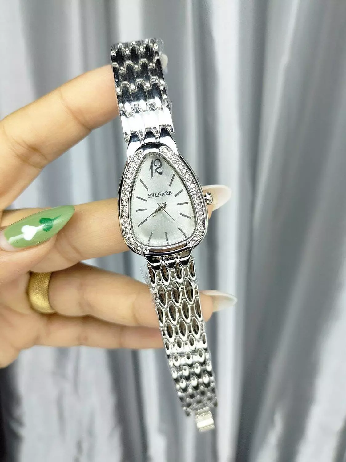 Watch W03 hover image