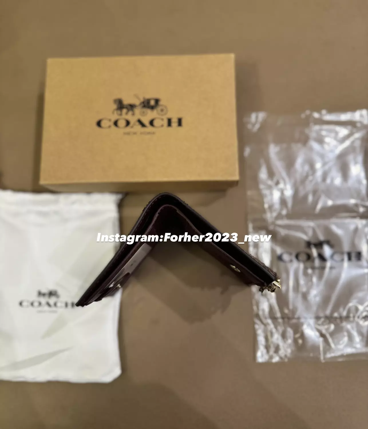 Coach bifold wallet with flowers 3