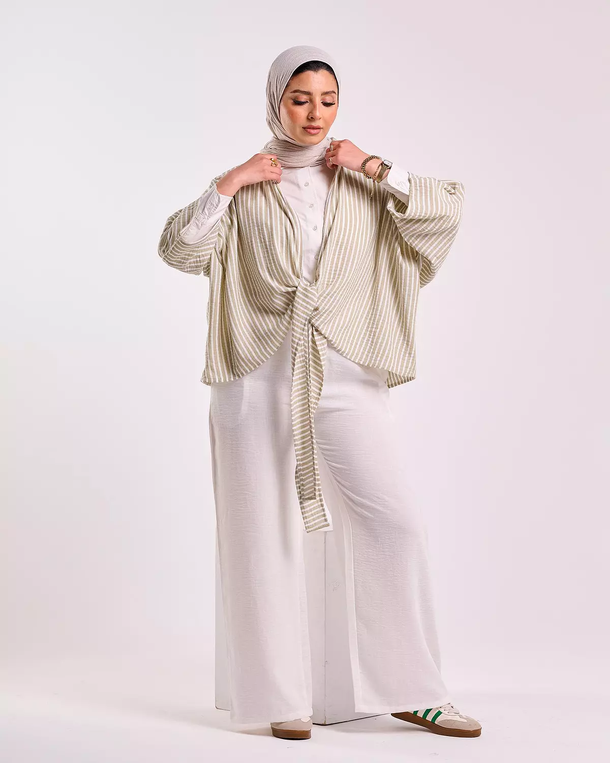 Linen Set in Olive image